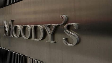 Moody’s Türk bankalarının görünümünü pozitife çevirdi