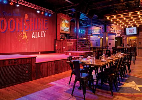 Moonshine alley. Moonshine Alley is a new bar and restaurant that features live music, barbecue, burgers and southern spirits. Located where the old McFadden's and Hanley's Ale House used to be, it … 