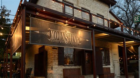 Moonshiners austin. Jan 5, 2022 · Moonshine Patio Bar & Grill. 303 Red River Street, Austin, Texas 78701 (512) 236-9599 Visit Website. 