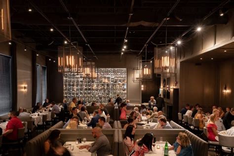 Mooo Burlington offers city dining in the suburbs of Boston with an extensive wine list & three exclusive private dining rooms accommodating groups of 10-45. Complimentary parking available. Photos. 