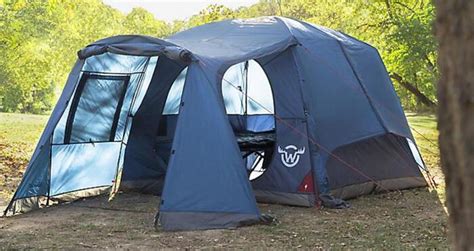 Moosejaw Comfortress 4-Person Tent: Spacious Sanctuary for Unforgettable Outdoor Adventures