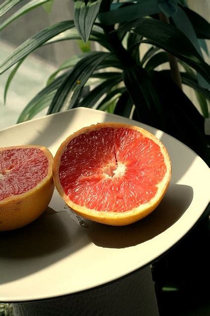 More New Drugs a Bad Fit With Grapefruit, Study Finds