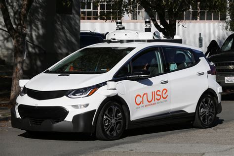 More self-driving cars are coming to Austin