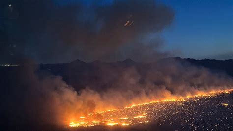 More than 1,000 people told to evacuate as brushfire threatens homes in Scottsdale, Arizona