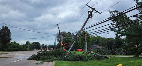 More than 260,000 without power in MA, all Logan flights grounded due to wind
