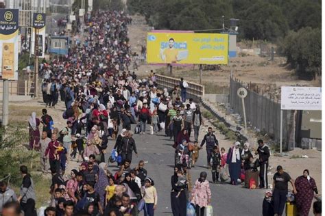 More than 260 Canadians, permanent residents, and families cleared for Gaza exit