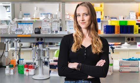 Morgan levine. Morgan Levine was previously a tenure-track Assistant Professor in the department of Pathology at Yale University where she ran the Laboratory for Aging in Living Systems. In 2022, she was[…] 