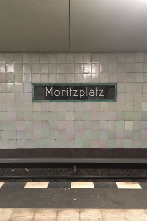 Moritzplatz: v. - The gifted teen survival guide by judy galbraith.