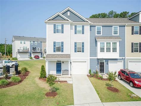 Morrisville nc zillow. Zillow has 4 homes for sale in Robbinsville NC. View listing photos, review sales history, and use our detailed real estate filters to find the perfect place. ... NC 28771. $1,150,000. 4 bds; 3 ba--sqft - House for sale. Price cut: $50,000 (Aug 1) Old Lodge Rd, Robbinsville, NC 28771. $185,000. 3,049 sqft lot - Lot / Land for sale. 563 days on ... 