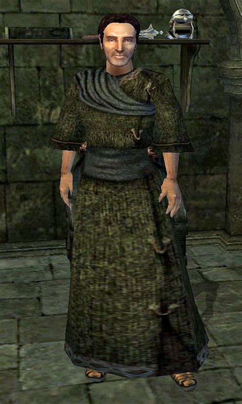 In Elder Scrolls: Morrowind there are 3 different types of enchants that you can put on your gear and weapons, Constant Effect, Cast on Use and Cast on Strike. Constant Effect and Cast on Use can be applied to both weapons and armor but Cast on Strike is reserved for weapons only.. 