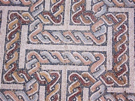 Mosaicos romanos de león y asturias. - Äusserungen über uns und unsere zeit.