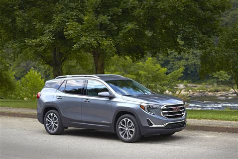 Most dependable small suv. The top compact SUV choices in this class tend to offer carlike handling and decent fuel economy, along with the utility of a wagon and a tall seating position. It is a competitive segment, with ... 