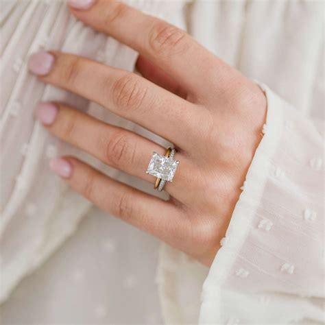 Most popular engagement rings. The most affordable engagement ring is a simple gold setting with a round black diamond, set in several different color choices, for $599.99. (Definitely no cubic zirconia at REEDS!) If you prefer a traditional white diamond, those start at $699.99. 