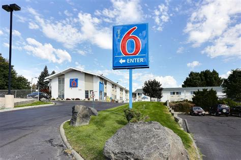 Motel 6-Idaho Falls, ID. 1448 West Broadway Street, Idaho Falls, Idaho, 83402, United States Show on Map. This hotel in Idaho Falls is conveniently located near Interstate-15 and just a short 5-minute drive from the Museum …. 