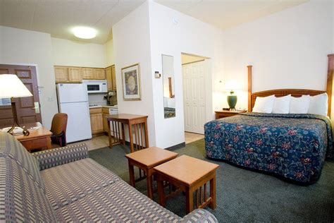 Motels with extended stay. High Country Motor Lodge – Near NAU/Downtown. 1000 West Route 66, Flagstaff, AZ. $121. per night. Mar 21 - Mar 22. 