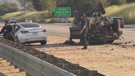 Mother, young daughter identified as pair killed in I-15 crash