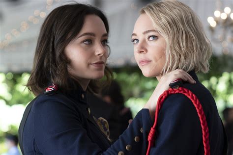 MOTHERLAND: FORT SALEM - 2020 - DRAMA - TAYLOR HICKSONSet in an alternate America where witches ended their persecution over 300 years ago by cutting a deal .... 