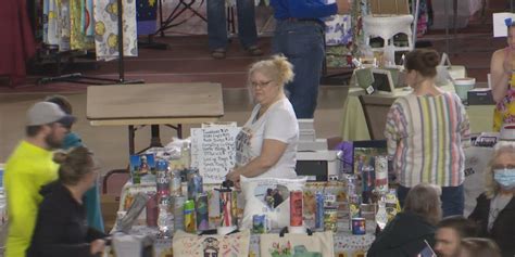 MARQUETTE, Mich. (WLUC) - The TV6 Mother’s Day Craft Show continued Saturday at the Superior Dome in Marquette. Vendors gathered with their products to provide people with gift possibilities for ....