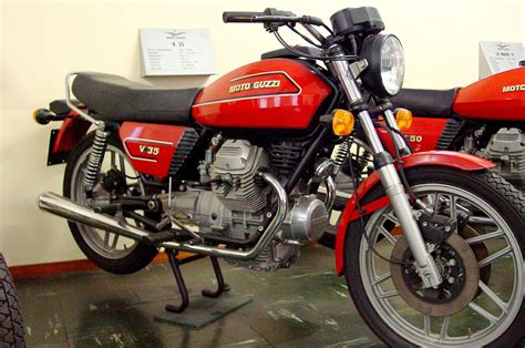 Moto guzzi v35 v50 parts manual catalog 1980. - Suzuki kingquad lta 450 axi manual.