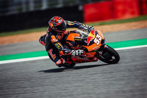 Moto3 Tha&iuml;lande FP1 : Yamanaka en forme pour le d&eacute;but de saison 