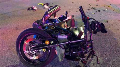 Motorcycle crash in Weston leaves 1 dead, another critical; WB I-75 closed for air rescue