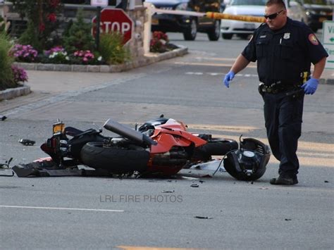 Motorcyclist collides with driver making U-turn: police