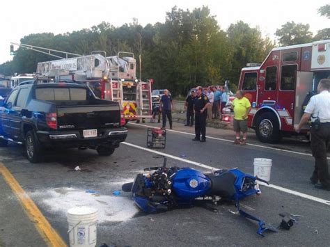 Motorcyclist dies after crashing into back of Virginia Department of Transportation truck on I-95