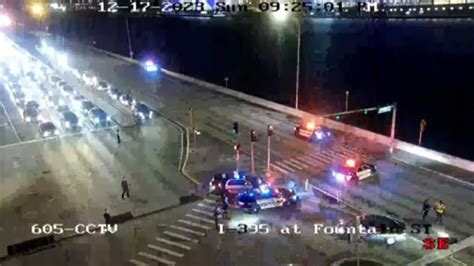 Motorcyclist hospitalized after crash on MacArthur Causeway; EB lanes shut down at Fountain Street