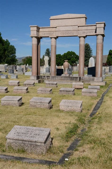 Mount olivet cemetery wheat ridge burials.  Archdiocese of Denver Funer...