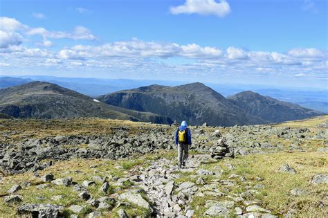 Mount washington hiking. 15 Feb 2019 ... It has been a busy week in the valley for me and I thought I'd just describe a few experiences hiking on Mount Washington since I first ... 