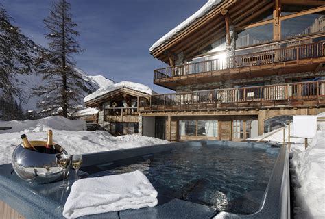 Mountain Beds Luxury Ski Accommodation across the Alps