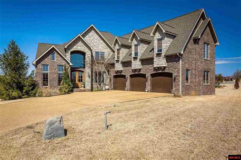 Mountain home arkansas homes for sale. PEGLAR REAL ESTATE GROUP. (870) 656-3500. $299,900. 2 Beds. 2 Baths. 2,464 Sq Ft. 80 Greenhaven Rd, Mountain Home, AR 72653. Welcome to Market 80 Greenhaven Road of the Kingswood Estates Subdivision in Mountain Home, Arkansas. Situated on a .32 +/- acre lot with gorgeous views of sparkling Lake Norfork. 