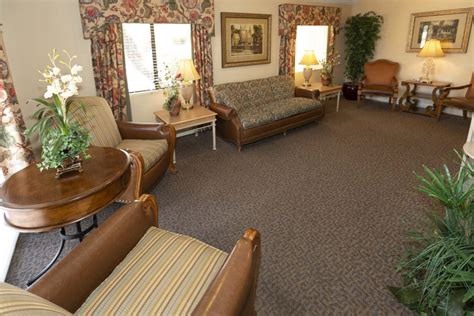 Mountain view care center. Overview. Mountain View Regional Medical Center in Norton, VA has an overall rating of 5 out of 5 and has a short-term rehabilitation rating of High Performing. It is a small facility with 44 beds ... 