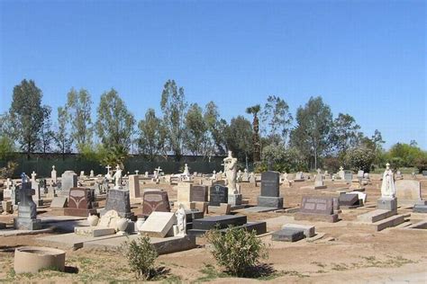 Mountain view cemetery famous graves. .  FREE interactive map and complete list...