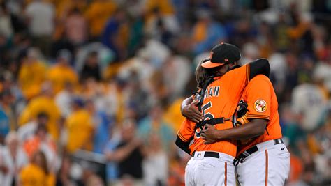 Mountcastle’s hit in the 10th gives Orioles a 1-0 win over Mariners, snaps Seattle’s win streak