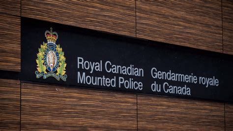 Mountie testifies to serving DNA warrant of man accused in B.C. of murder