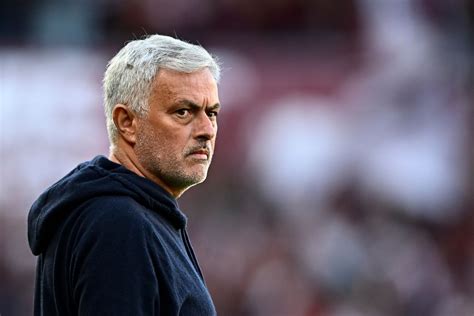 Mourinho deelt sneer uit: