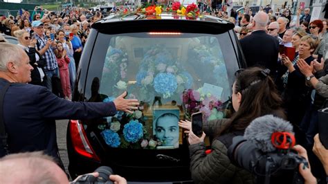Mourners in Ireland pay their respects to singer Sinéad O'Connor at funeral procession