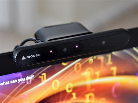 Mouse webcam windows hello. .  ...