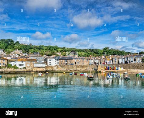 Mousehole Cornwall - A look around this beautiful Cornish village.