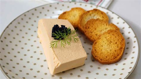 Mousse de atun ecuatoriano. .  <a href=https://tmr-report.novatrack-webservices.net/assets/...