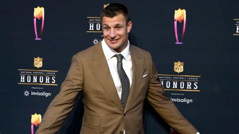 Move over Jimmy Kimmel, it’s now the LA Bowl Hosted by Gronk