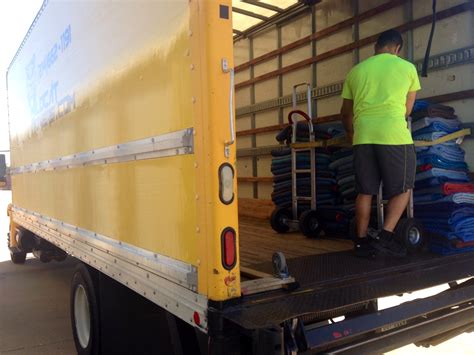 Movers in fort worth. Both short- and long-term storage solutions are available to Fort Worth residents in our over 150,000 square feet of climate-controlled storage space. We are piano movers, military movers, trade show movers and can handle most specialized moving requests in Fort Worth. For the best Fort Worth moving experience, contact IMS … 