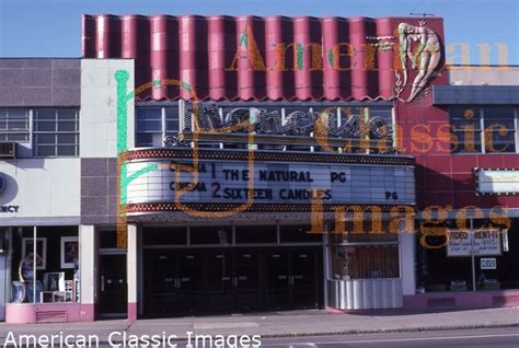 Movie Theatres in Batavia, NY - cinemaclock.com