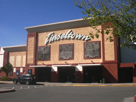 Find movie theaters and showtimes near Riverside, CALIFORNIA. 