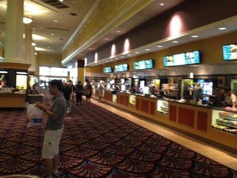 Movies white plains cinema de lux. WHITE PLAINS, NY — The 15-screen Showcase Cinema de Lux at the City Center in White Plains will be closing its doors. The final day the movie house will be open is Sunday, Oct. 29, according to ... 