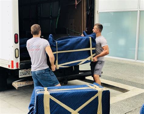 Moving labor only. No, Moving Help ® Service Providers only provides labor service but you can order a truck through uhaul.com and add additional products and services. When your Moving Help Service Providers contact you, ask them if you need specific supplies or appliances for your move. 