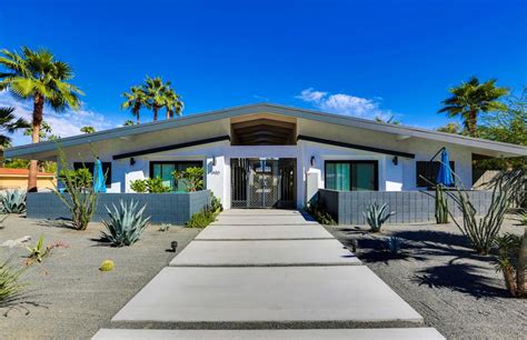 For Sale - 2090 W Nicola Rd, Palm Springs, CA. This Single Family House is 2-bed, 2-bath, 2,339-Sqft ($200/Sqft), listed at $467,900. MLS# 219031723.. 