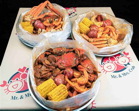 With a commitment to quality and flavor, Mr. & Mrs. Crab serves