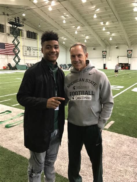 0:04. 0:44. Detroit News contributor Allen Trieu, who covers Midwest recruiting for 247Sports, breaks down Michigan State's 2023 football recruiting class. Jaelon Barbarin, RB, West Hills (Calif ...